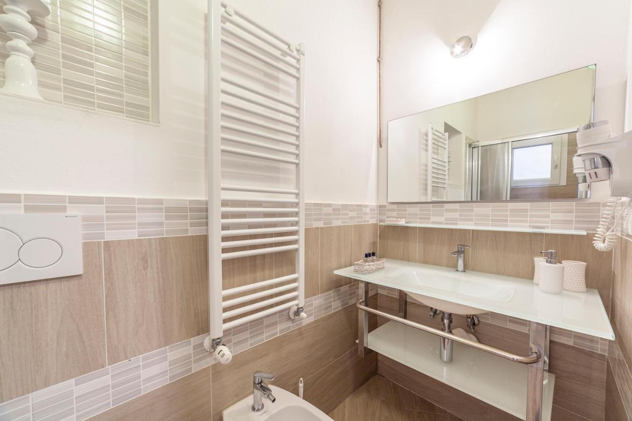 B&B Prima Dell'Elba Piombino Exterior foto